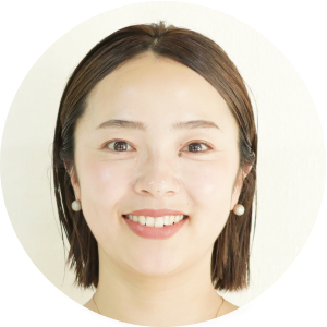 成竹 さおり