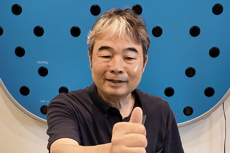 1-5.最後に、もう一度両目を開けて10回ほど同じ動きを繰り返すと、最初よりもスムーズに両目が寄る感覚が得られるはずです。