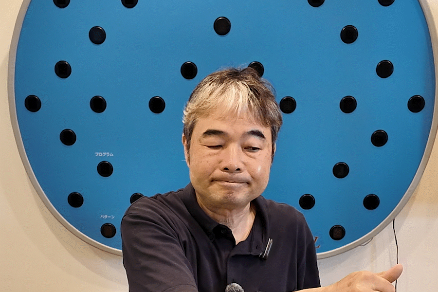 2-4.最後に、斜め45度の方向にそれぞれ10往復ずつ動かします。
