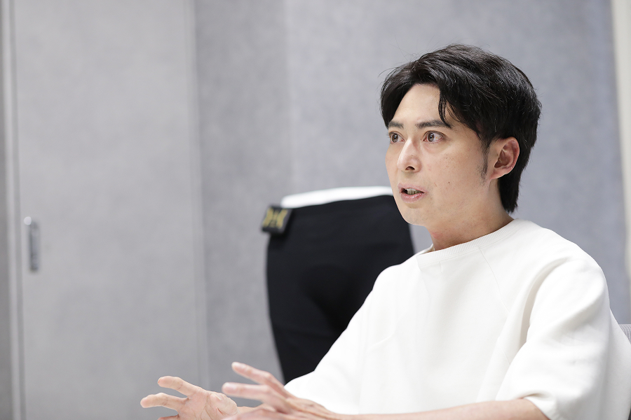 つまずきの原因は膝を守る天然のサポーターの衰え