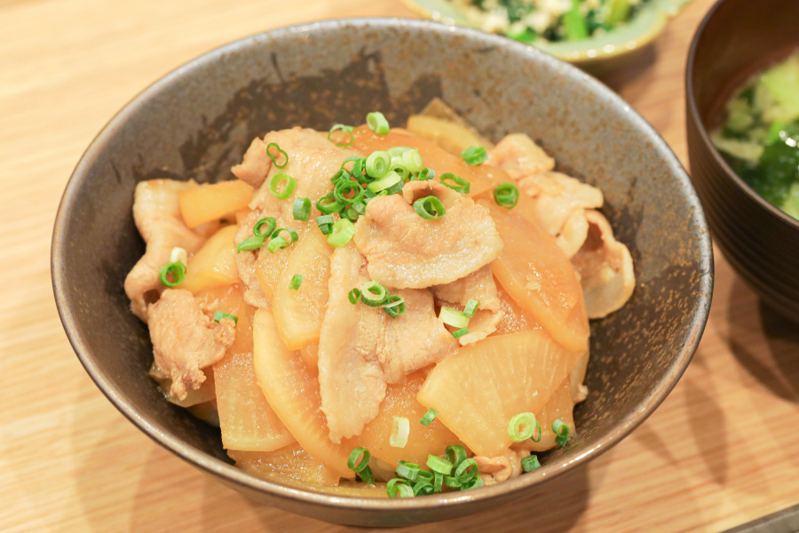 主菜｜豚ばら大根丼