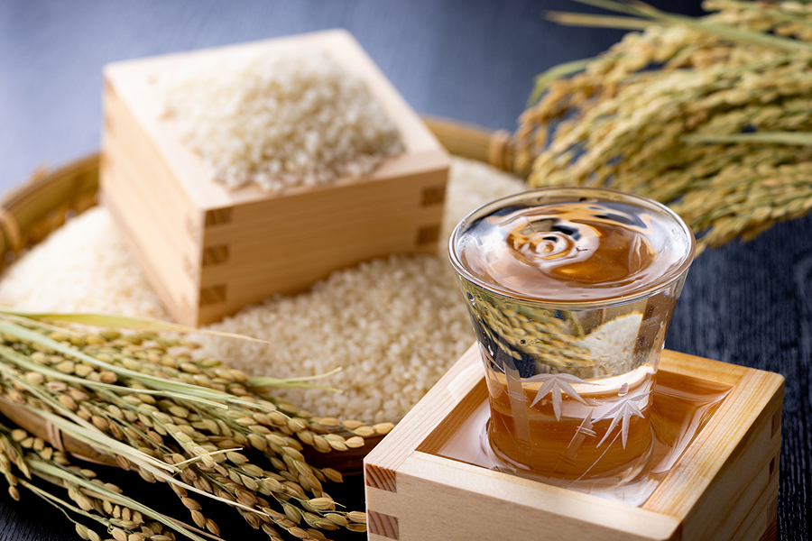 お酒は米由来のものを選ぶ