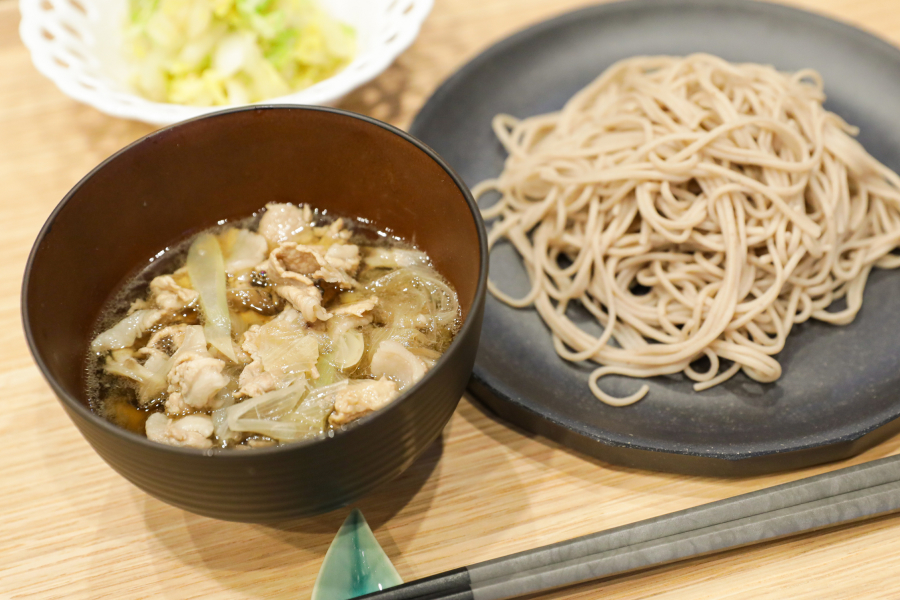 主菜｜豚と舞茸の温付けそば