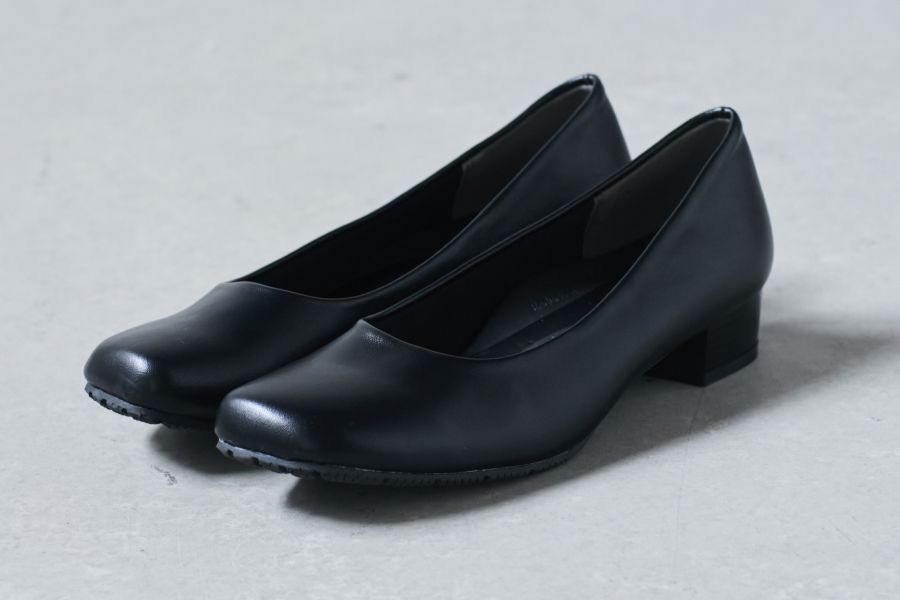 整体パンプス3 オブリークトゥ (3cmヒール)