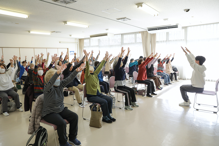 久野秀隆さんの体操教室