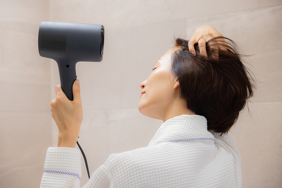 1.分け目を変える＋乾かし方を見直す