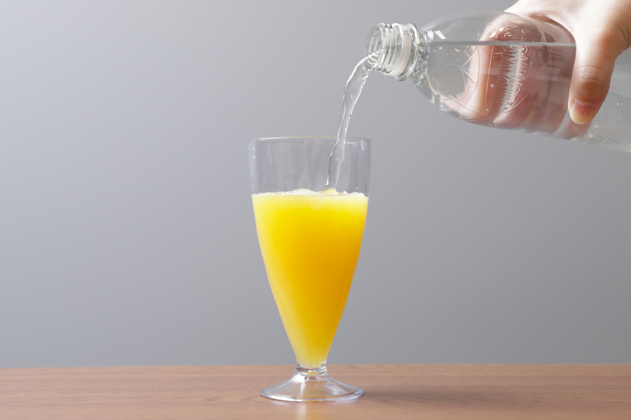 オレンジジュースを炭酸水で割ってもOK