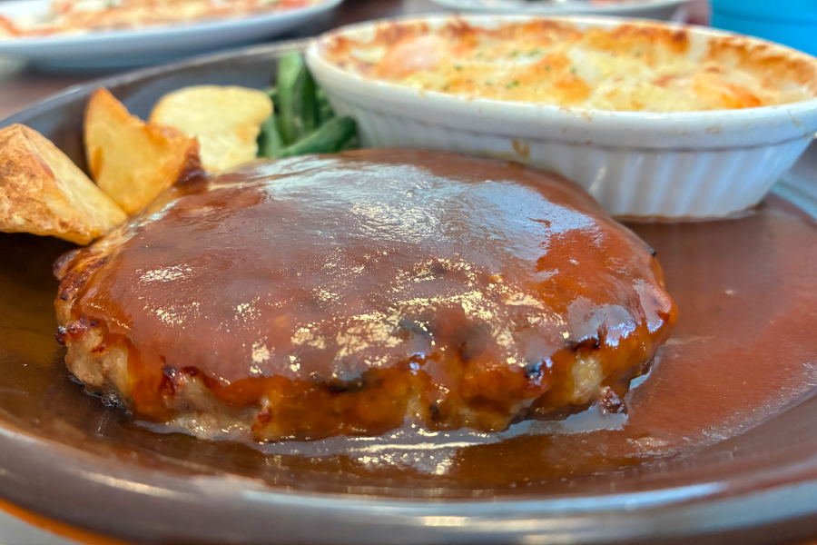 逆流性食道炎の原因｜なぜ若年層に急増している？