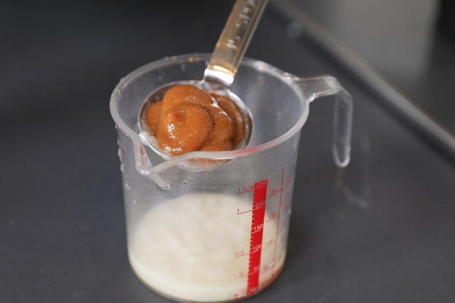 4.腸活スープ|甘酒味噌の具だくさん塩麹スープ