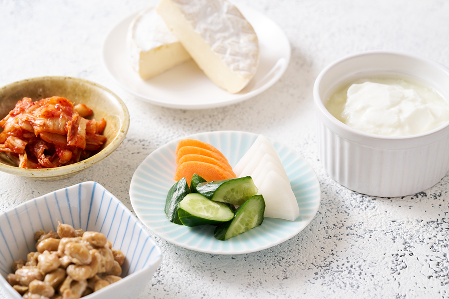 腸活は「届ける菌」と「育てる菌」で考える