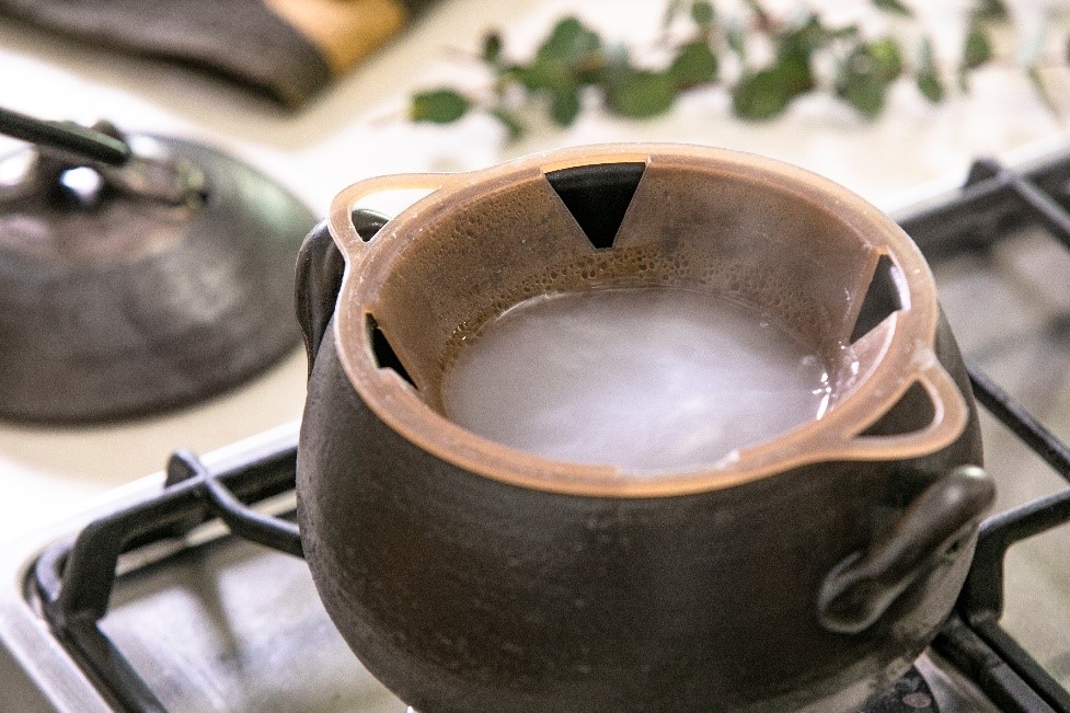 気づかう土鍋の秘密は「中ぶた」