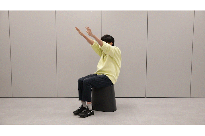 背中のストレッチ