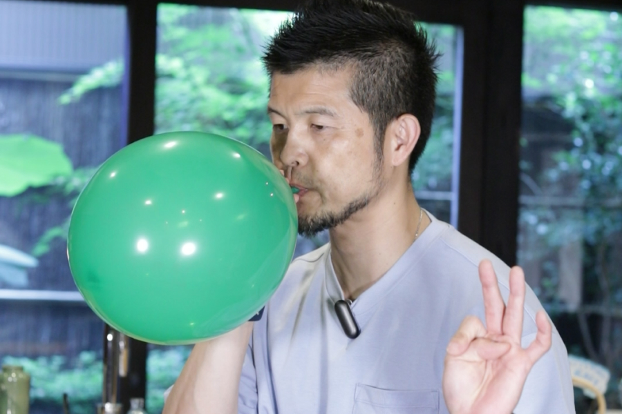 風船で息を吐いて3秒カウント